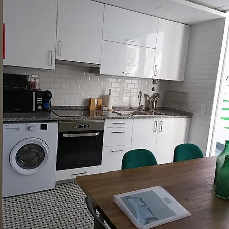 Апартаменты Living Montarroio *